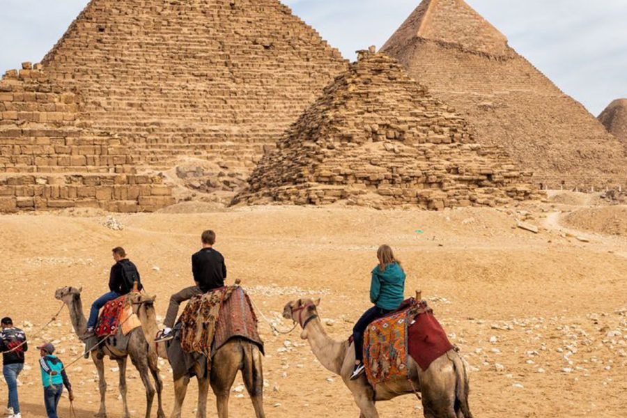 Journey through Ancient Egypt: Pyramids of Giza and Egyptian Museum Tour