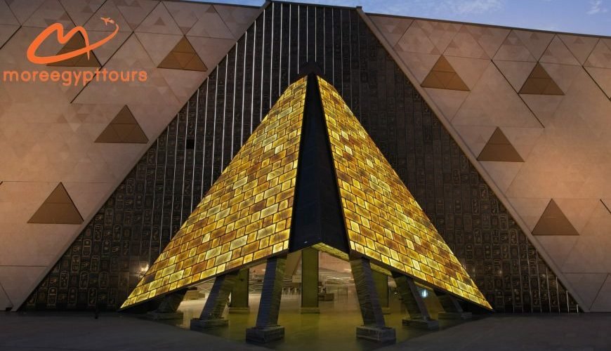 Pyramids of Giza and Egyptian Museum Private Tour